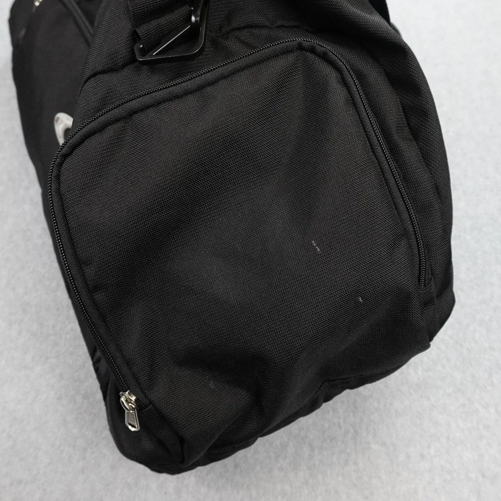 Oakley duffel bag